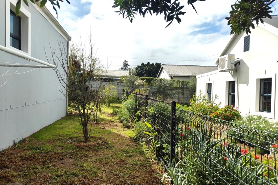 2 Bedroom Property for Sale in Moorreesburg Western Cape